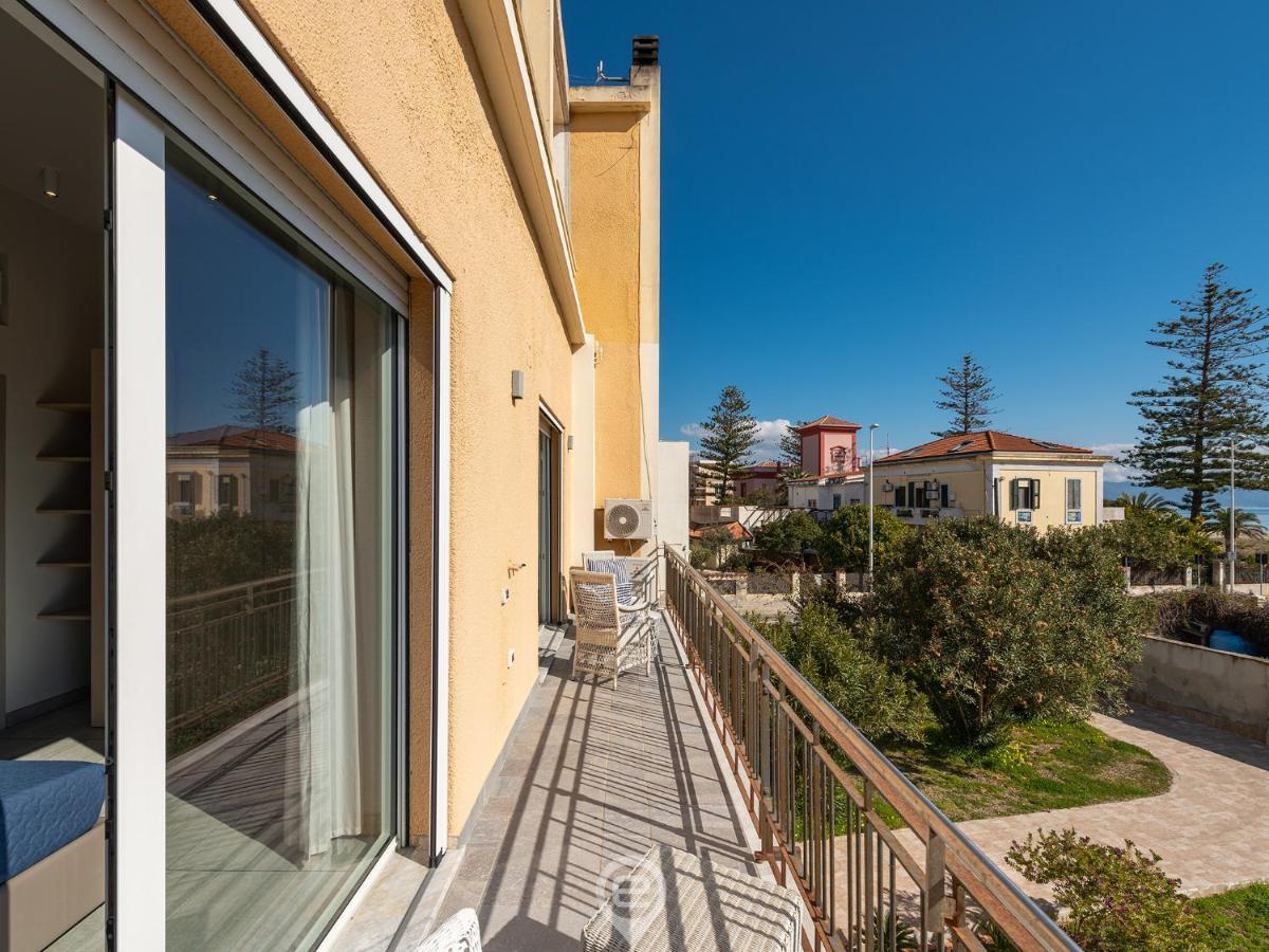 Poetto Sea Breeze - Blue Apartment Каляри Екстериор снимка