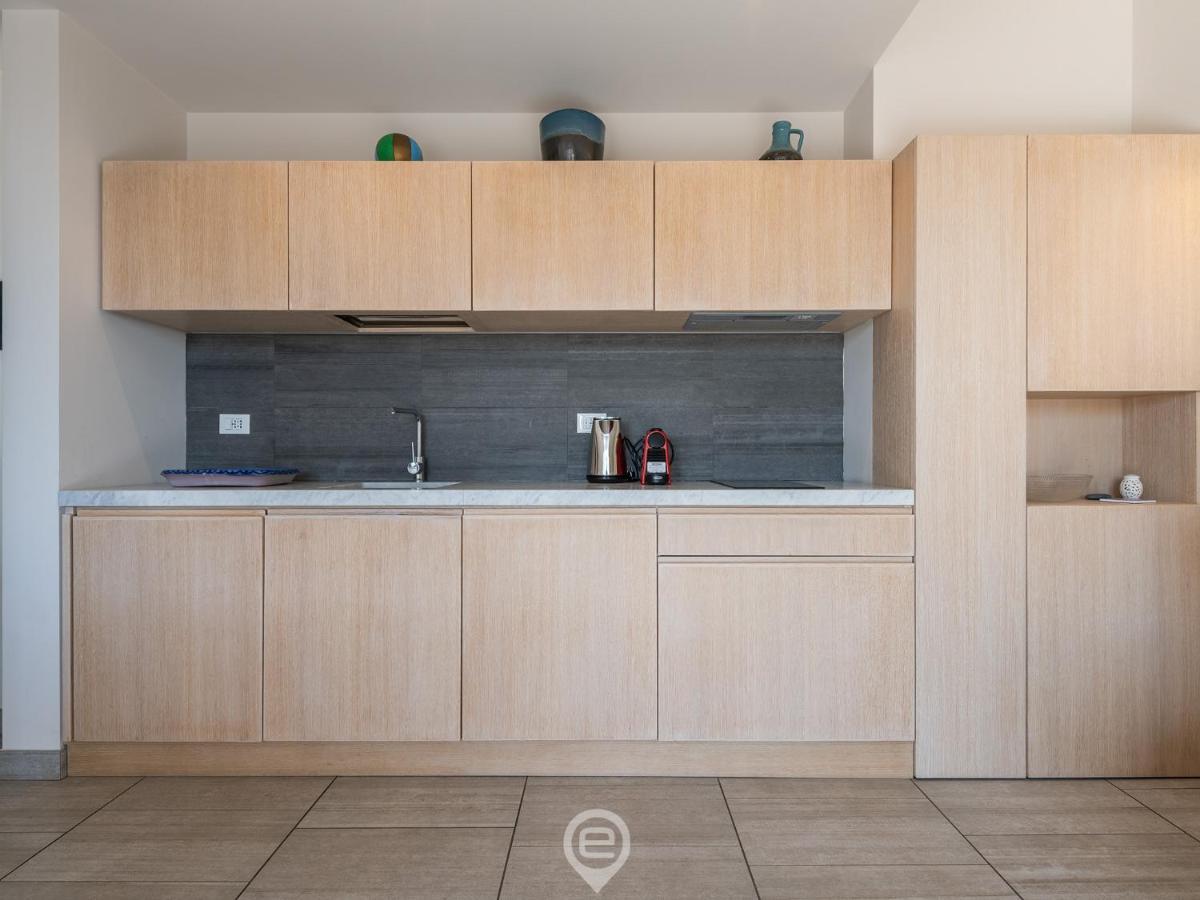 Poetto Sea Breeze - Blue Apartment Каляри Екстериор снимка