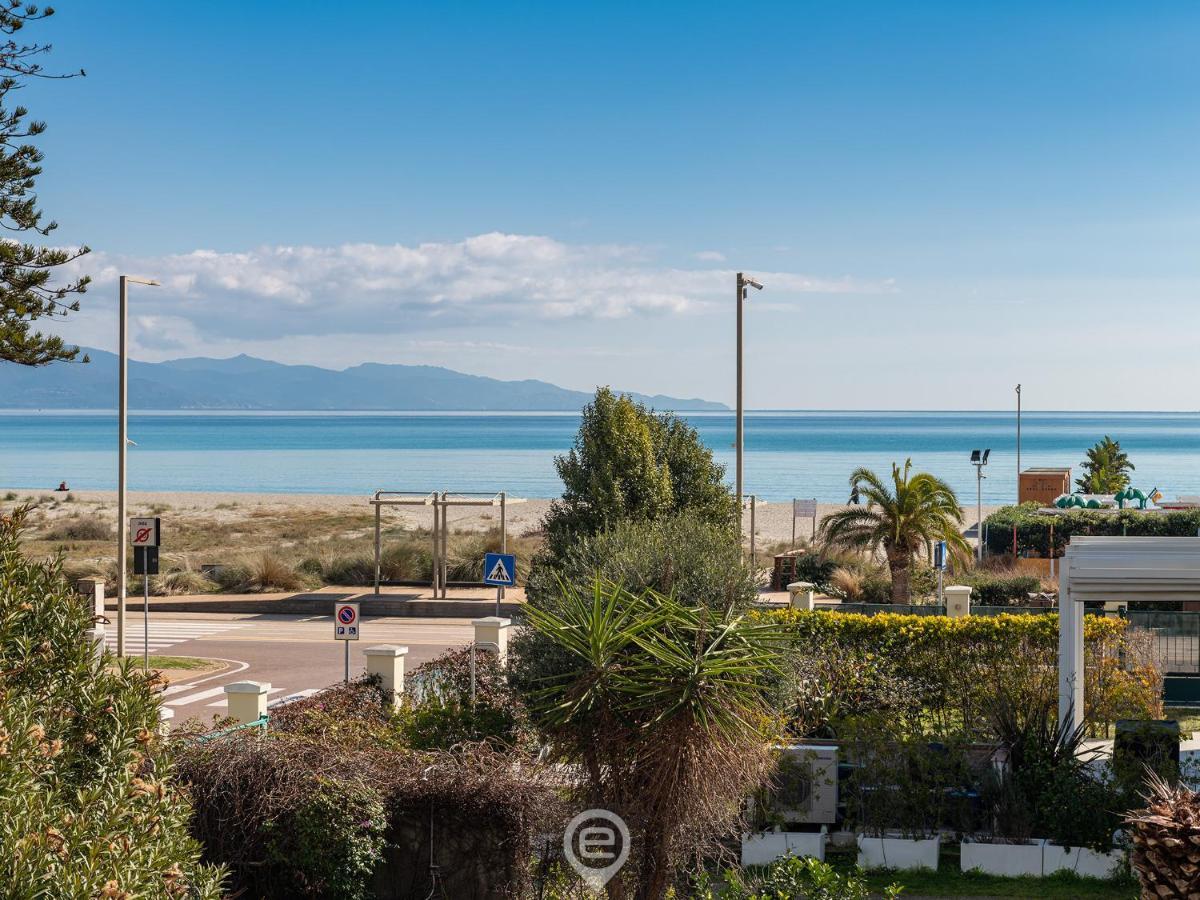 Poetto Sea Breeze - Blue Apartment Каляри Екстериор снимка